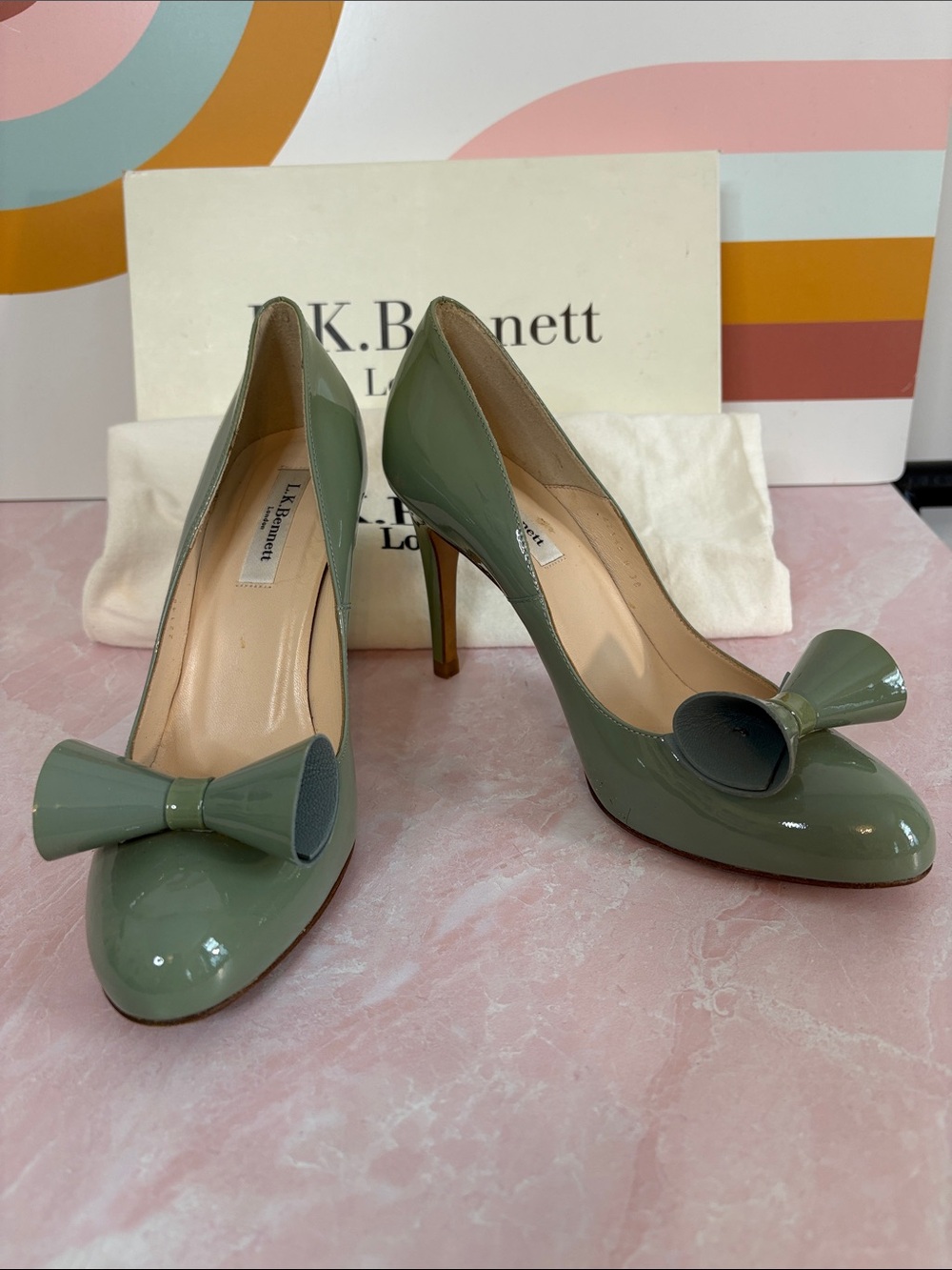 LK Bennett Mint Green Patent Leather Stylized Bow Pumps 38/7-7.5